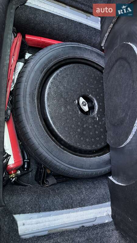 Седан Chrysler 200 2015 в Кропивницком