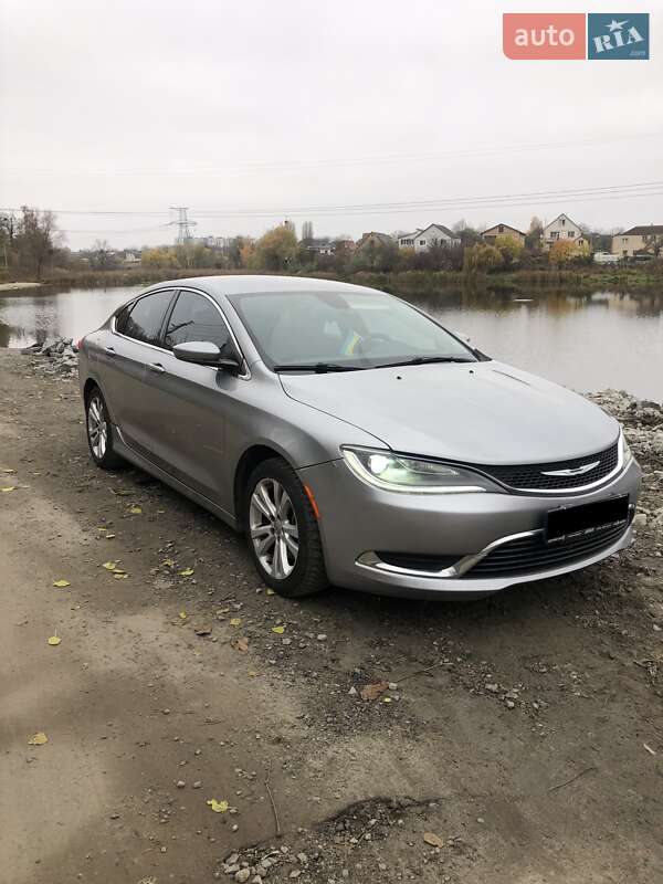 Седан Chrysler 200 2015 в Киеве фото 2 Седан Chrysler 200 2015 в Киеве