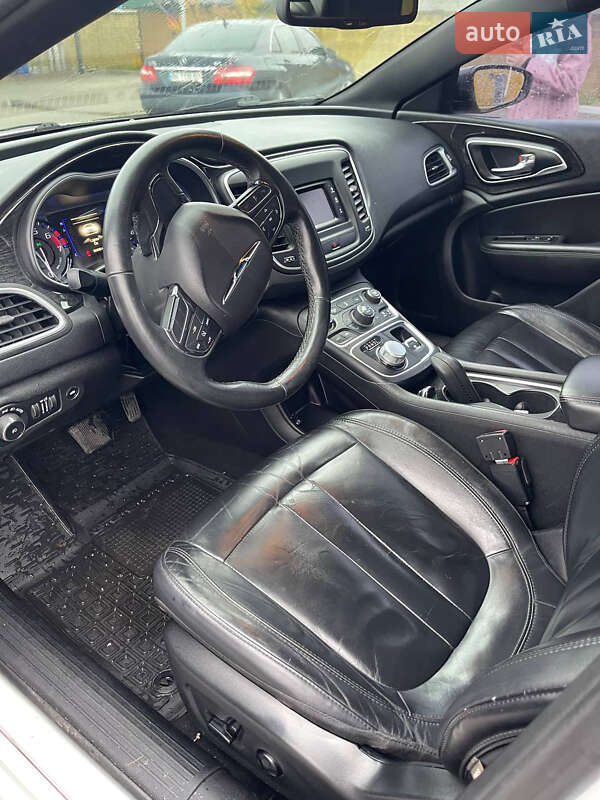 Седан Chrysler 200 2014 в Сарнах фото 12 Седан Chrysler 200 2014 в Сарнах