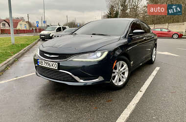 Седан Chrysler 200 2016 в Виннице