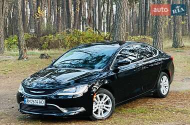 Седан Chrysler 200 2015 в Житомирі