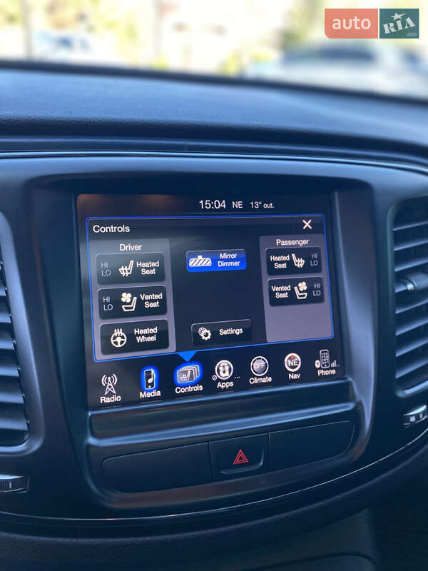 Седан Chrysler 200 2016 в Вінниці