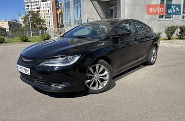 Седан Chrysler 200 2015 в Києві
