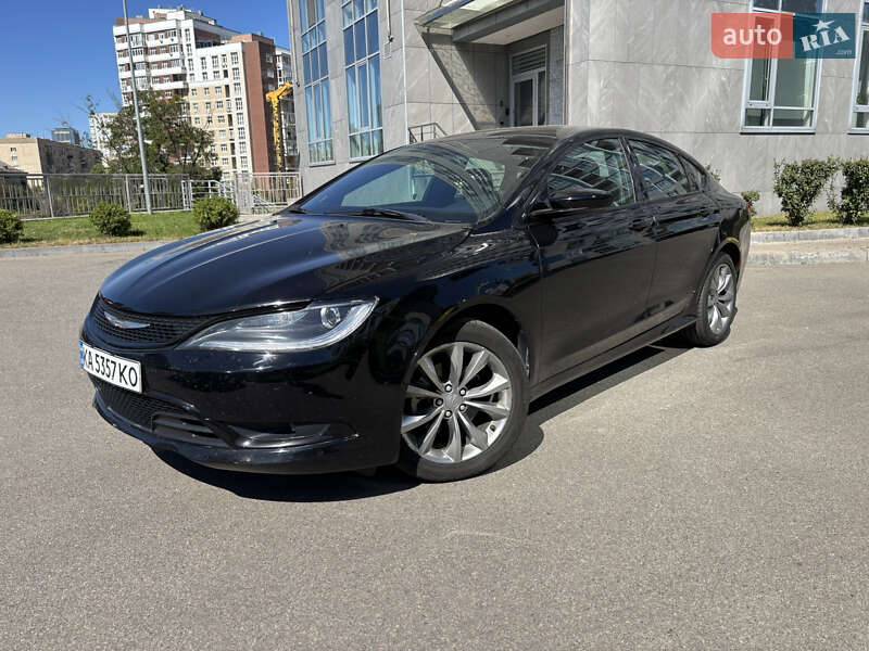 Chrysler 200 2015