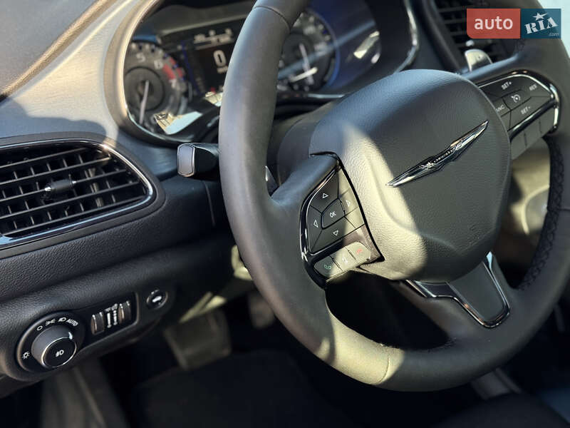 Седан Chrysler 200 2015 в Ровно фото 10 Седан Chrysler 200 2015 в Ровно