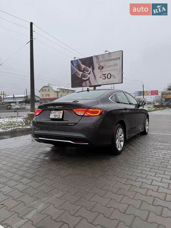 Седан Chrysler 200 2016 в Луцьку фото 2 Седан Chrysler 200 2016 в Луцьку