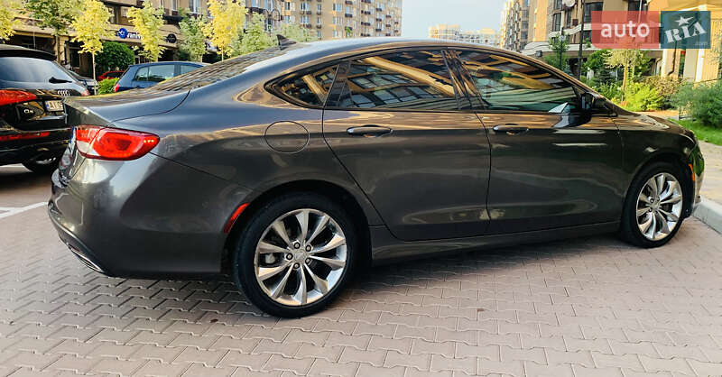 Седан Chrysler 200 2015 в Києві фото 40 Седан Chrysler 200 2015 в Києві