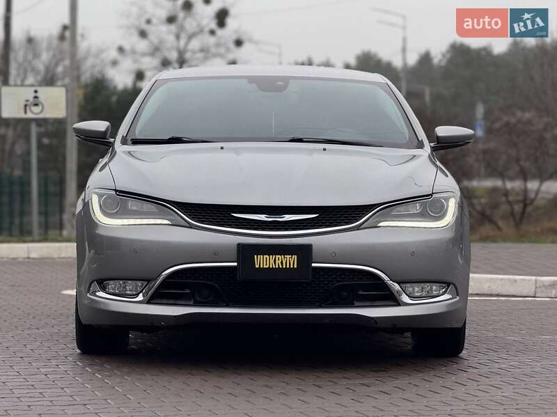 Седан Chrysler 200 2014 в Києві
