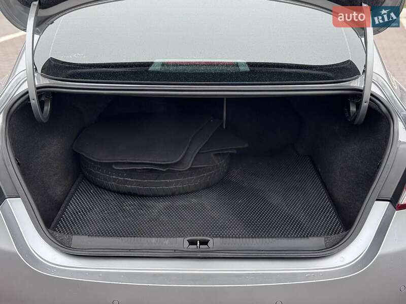 Седан Chrysler 200 2014 в Києві