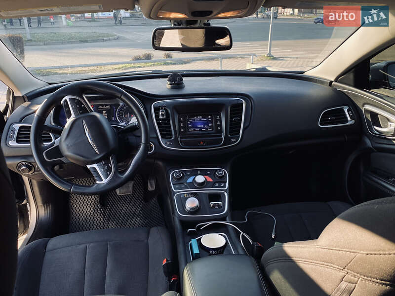Седан Chrysler 200 2015 в Запоріжжі фото 16 Седан Chrysler 200 2015 в Запоріжжі