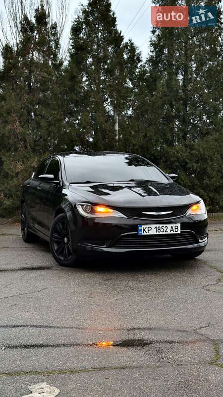 Седан Chrysler 200 2014 в Запоріжжі