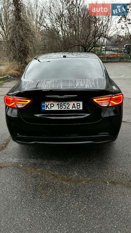 Седан Chrysler 200 2014 в Запоріжжі