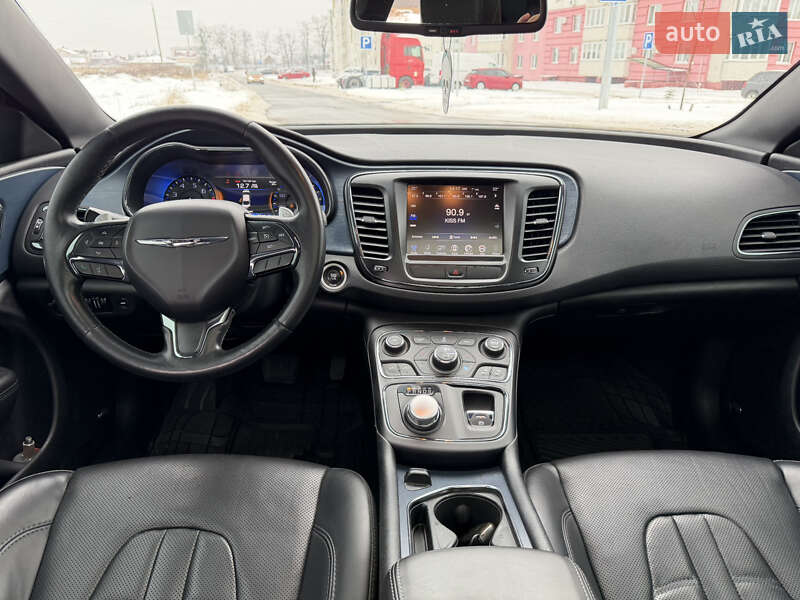 Седан Chrysler 200 2016 в Виннице фото 60 Седан Chrysler 200 2016 в Виннице