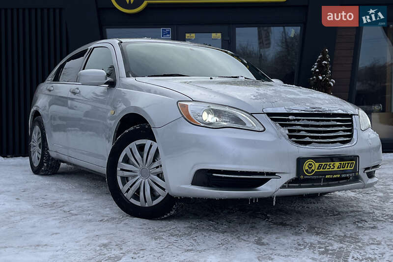 Chrysler 200 2011 Chrysler 200 2011