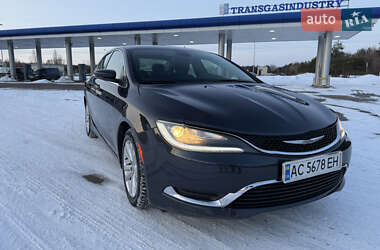 Седан Chrysler 200 2016 в Ковеле