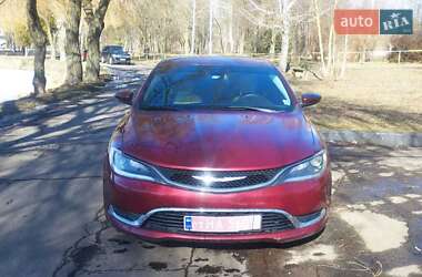 Седан Chrysler 200 2015 в Рівному