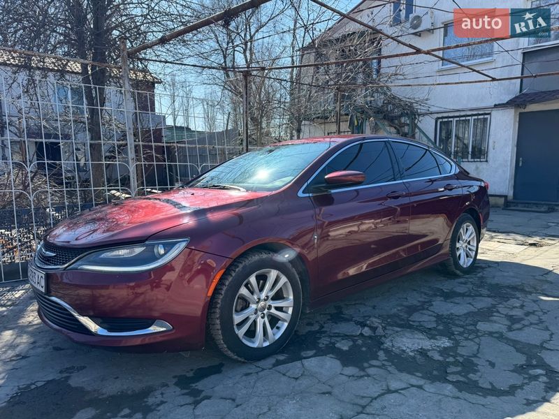 Седан Chrysler 200 2015 в Днепре