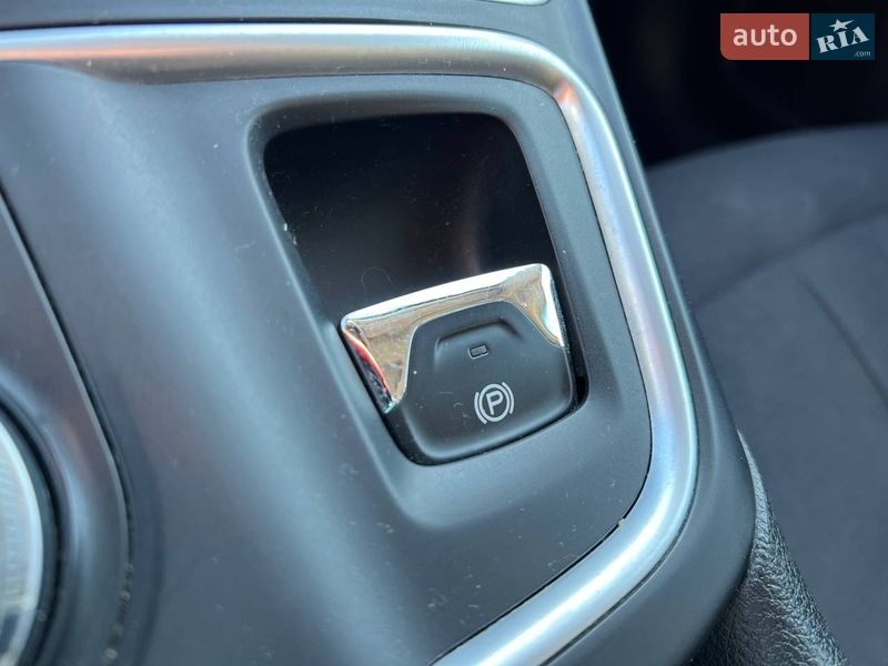 Седан Chrysler 200 2014 в Киеве