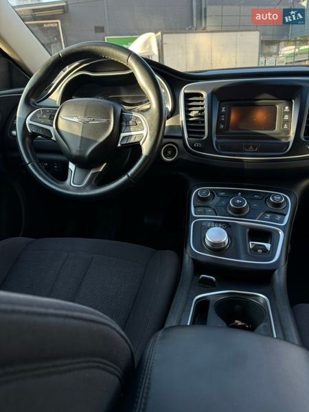 Седан Chrysler 200 2014 в Каменском