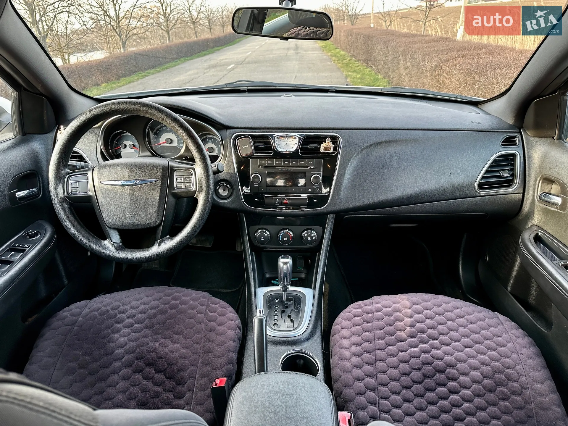 2014 Chrysler 200 - мініатюра 9
