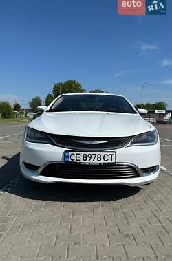Седан Chrysler 200 2016 в Черновцах