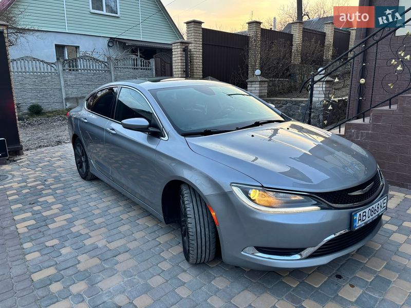 Седан Chrysler 200 2016 в Киеве фото 35 Седан Chrysler 200 2016 в Киеве