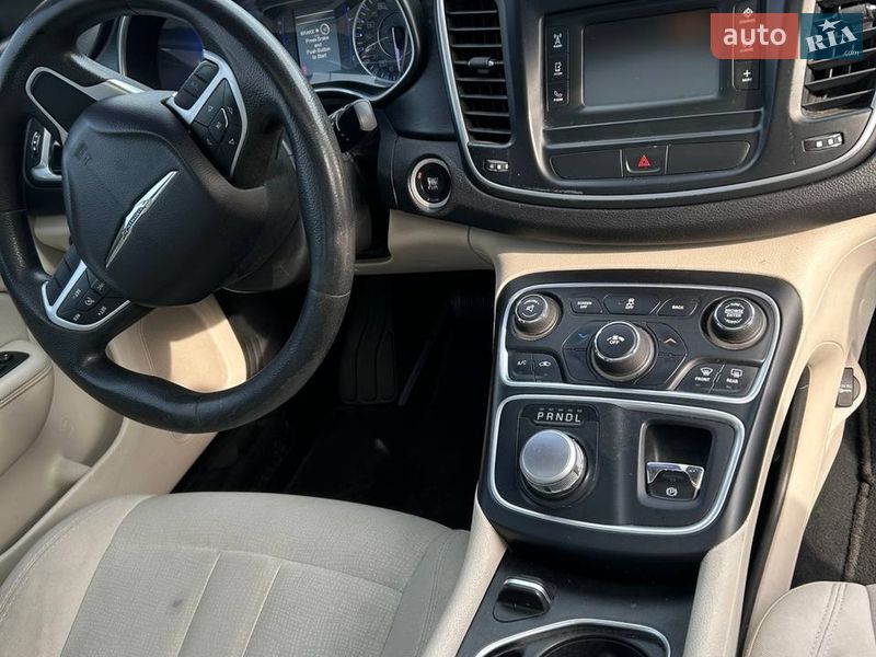 Седан Chrysler 200 2015 в Барышевке фото 5 Седан Chrysler 200 2015 в Барышевке