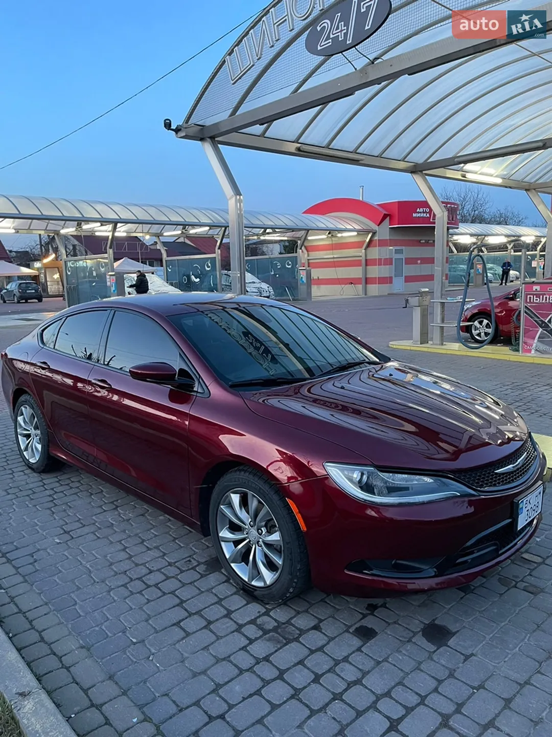 2015 Chrysler 200 - мініатюра 8