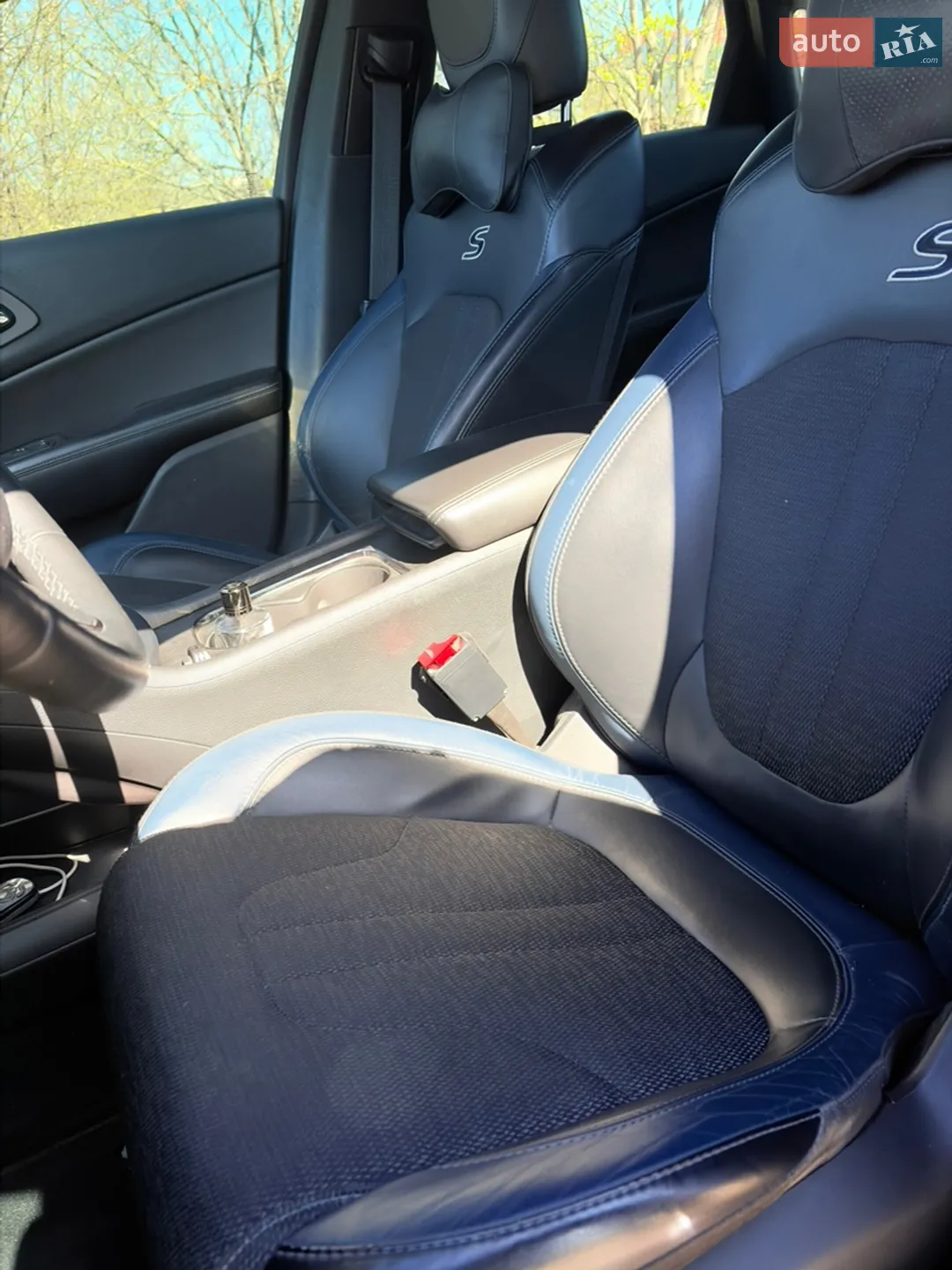 2015 Chrysler 200 - мініатюра 28