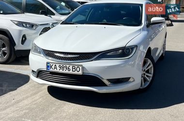 Седан Chrysler 200 2016 в Києві