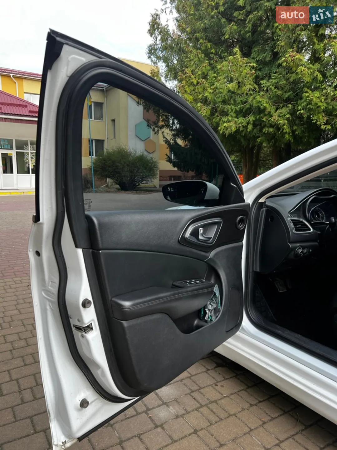 2014 Chrysler 200 - мініатюра 29