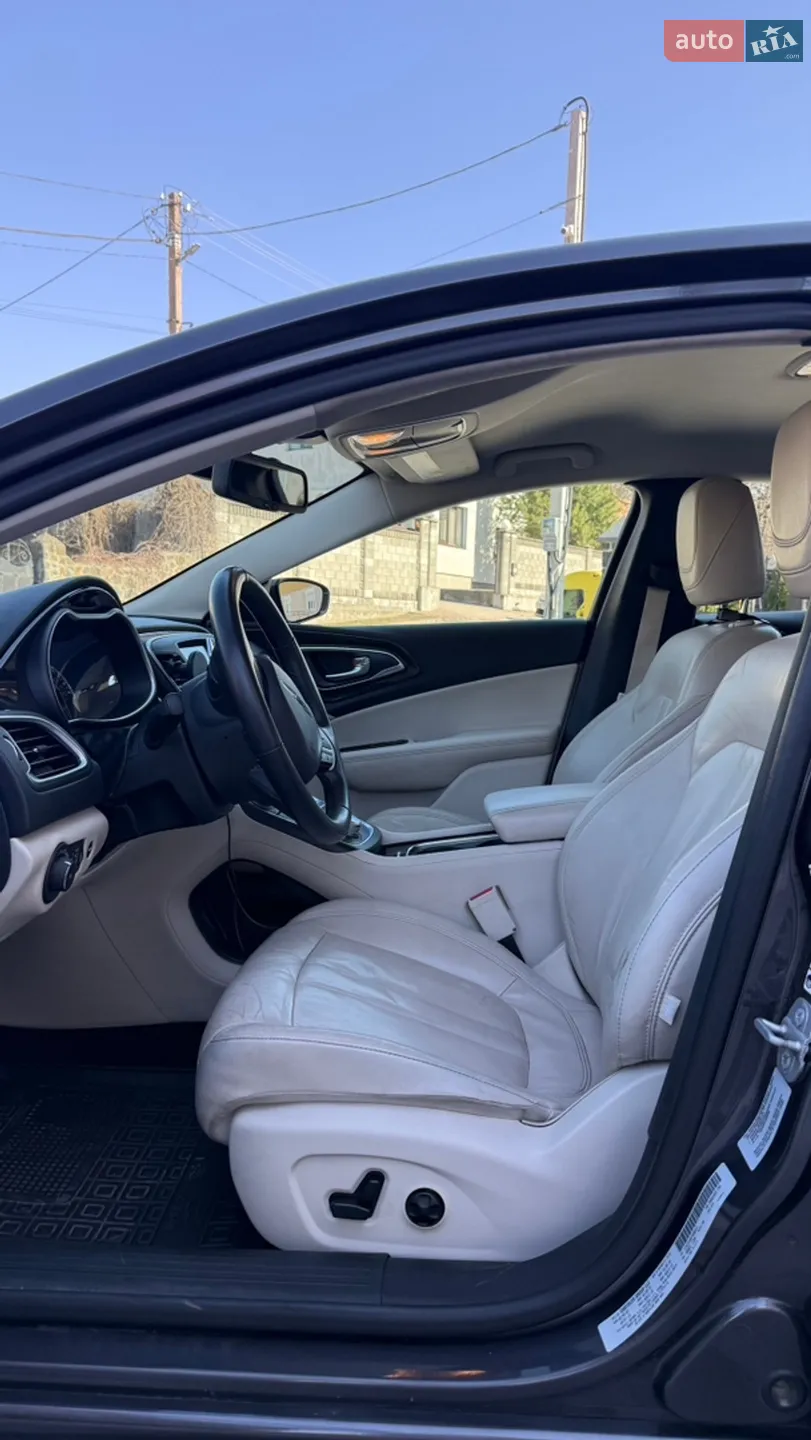 2014 Chrysler 200 - мініатюра 8
