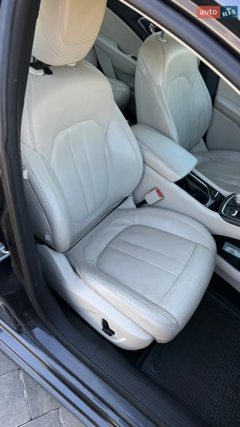 2014 Chrysler 200 - мініатюра 10
