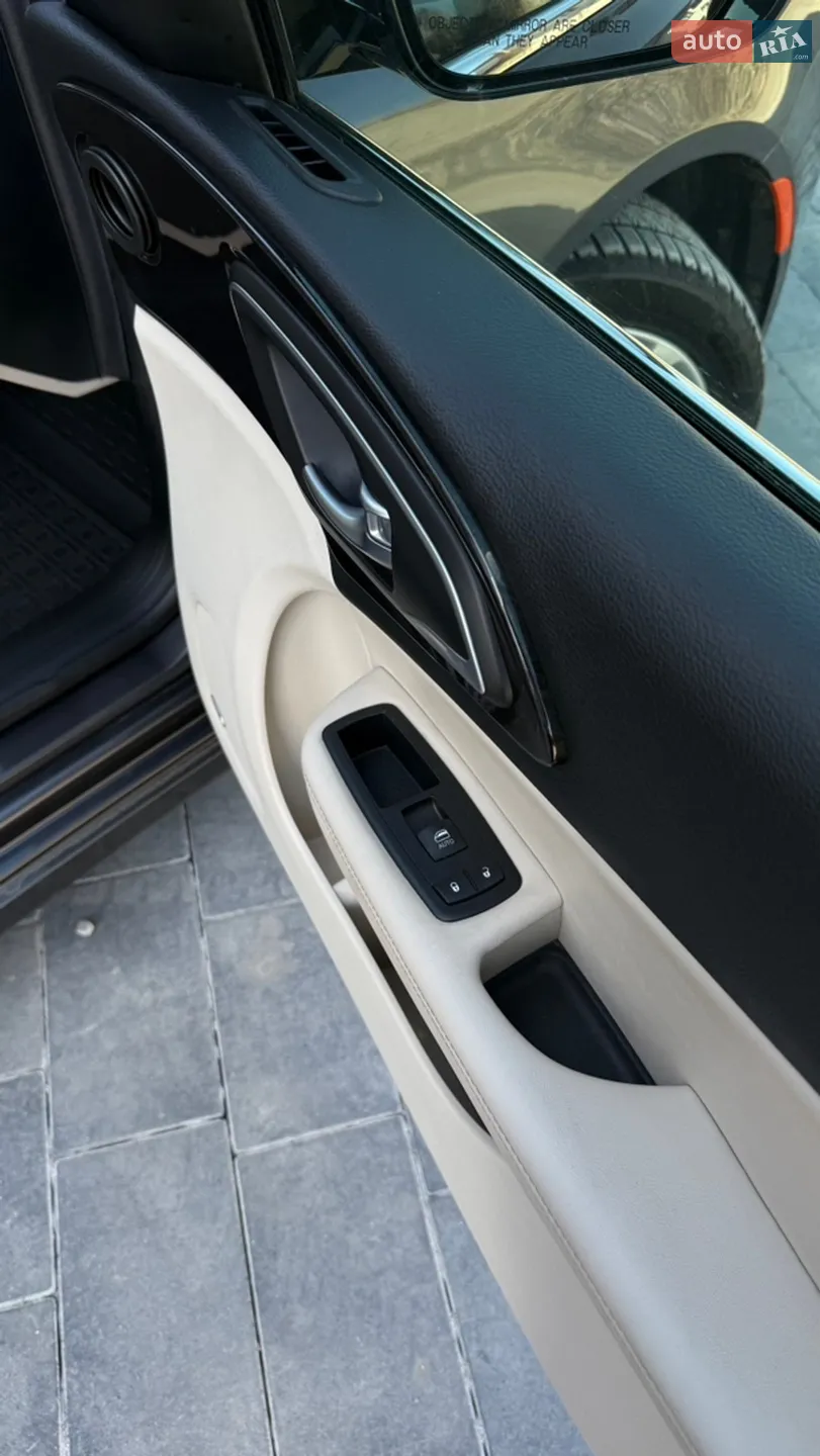 2014 Chrysler 200 - мініатюра 26