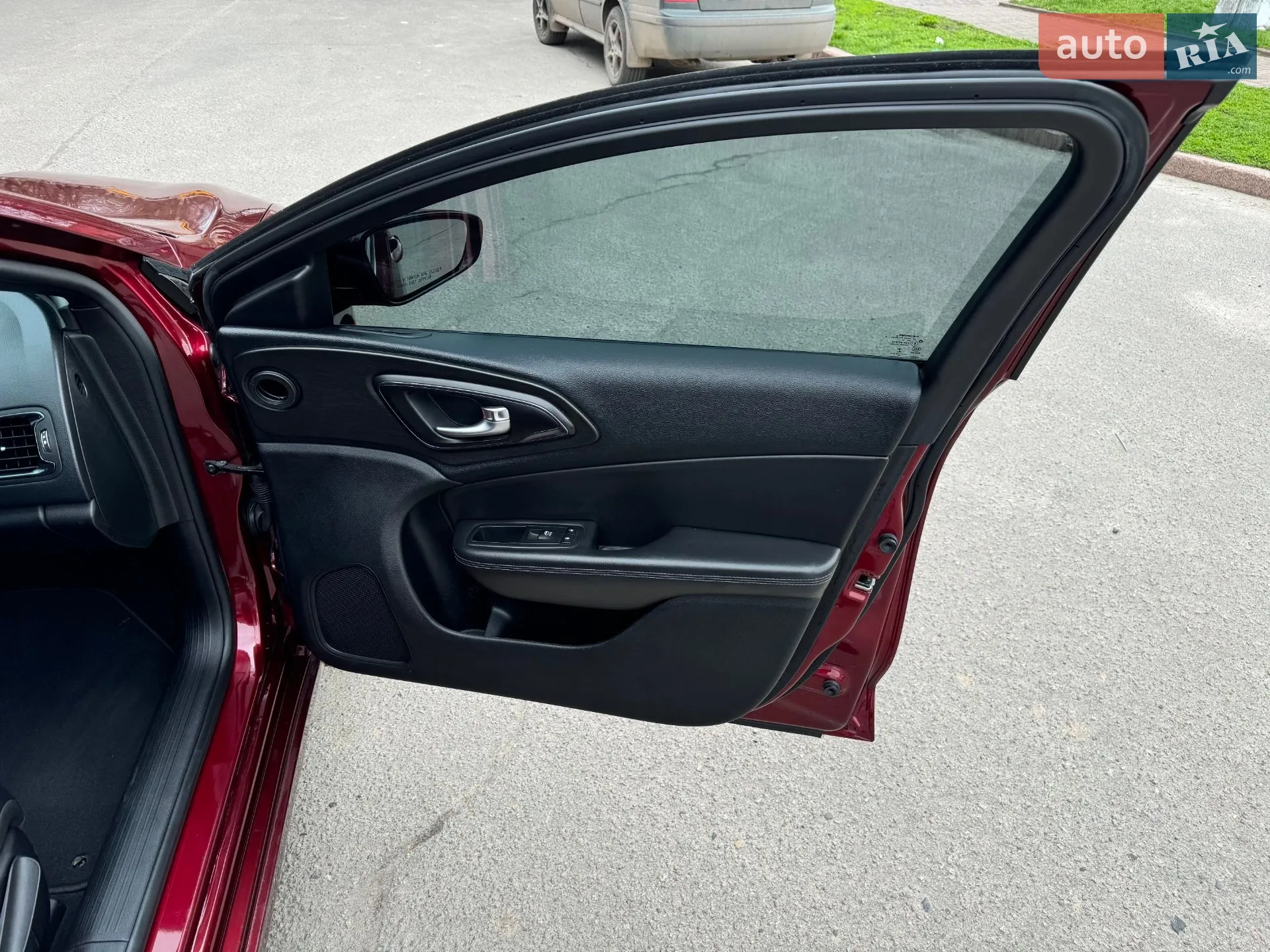 2015 Chrysler 200 - мініатюра 14