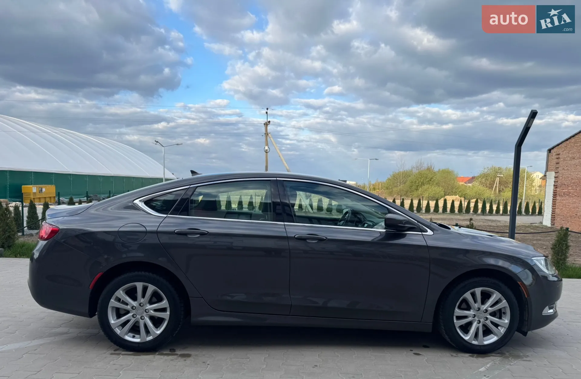 2016 Chrysler 200 - мініатюра 2