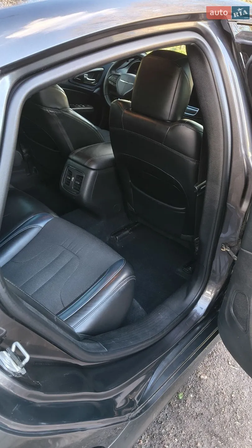 2015 Chrysler 200 - мініатюра 8