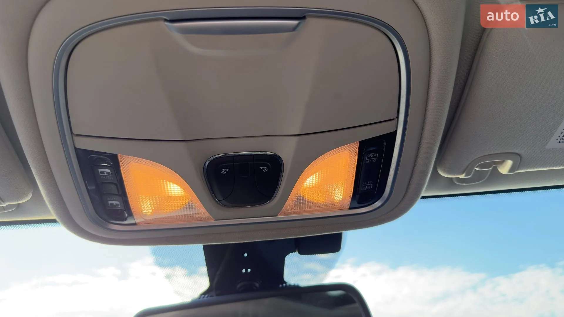 2014 Chrysler 200 - мініатюра 28