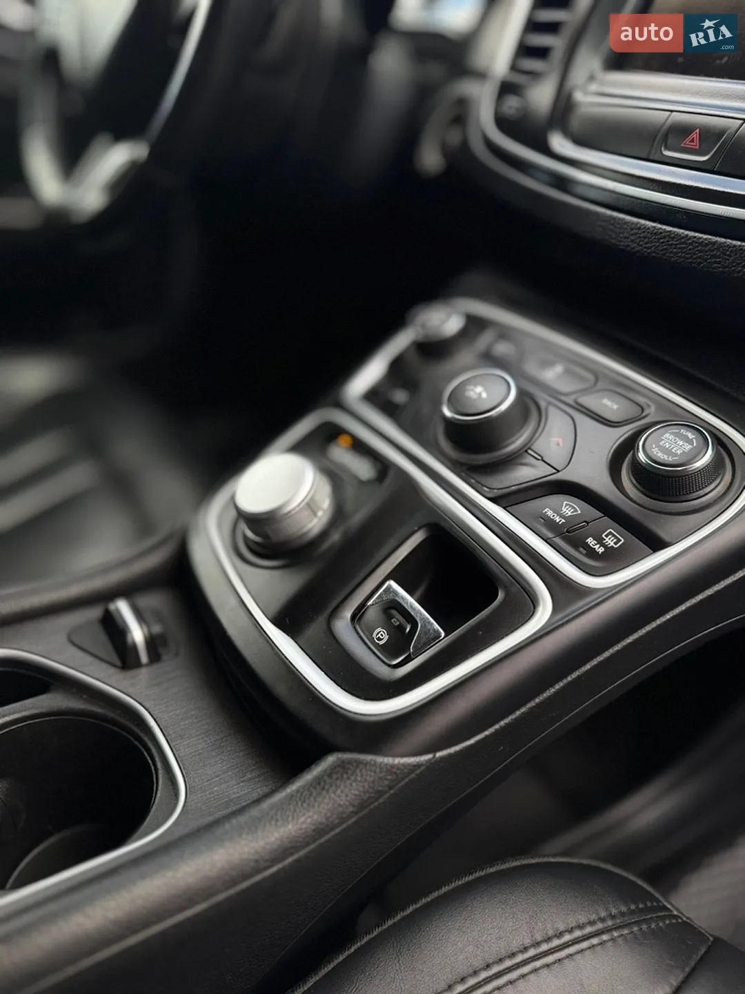 2016 Chrysler 200 - мініатюра 23