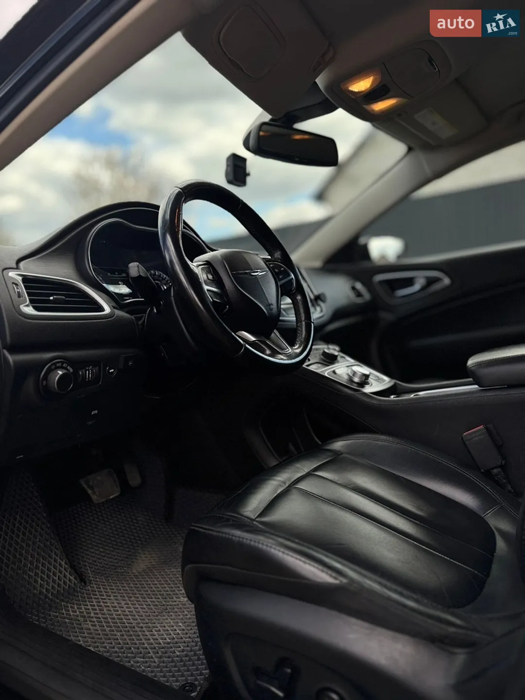 2016 Chrysler 200 - мініатюра 28