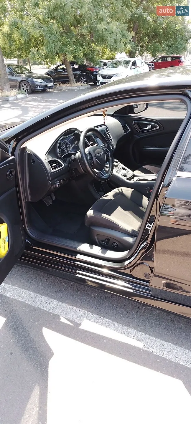 2015 Chrysler 200 - мініатюра 9