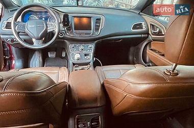Седан Chrysler 200 2015 в Броварах