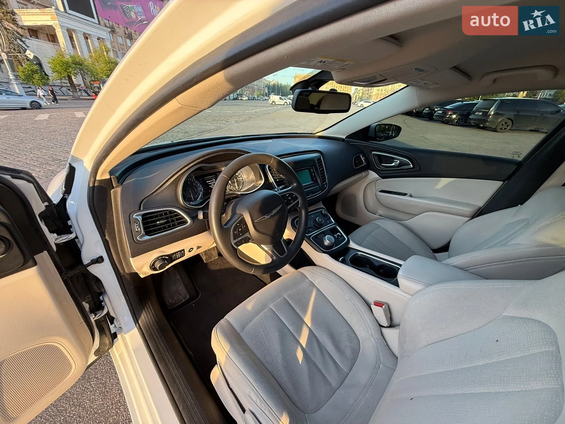 2014 Chrysler 200 - мініатюра 24