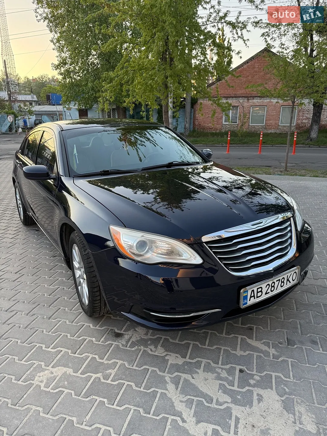 2013 Chrysler 200 - мініатюра 4