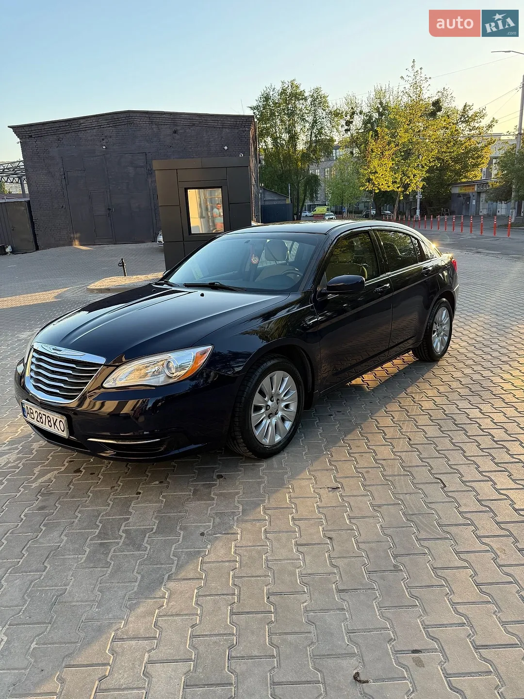 2013 Chrysler 200 - мініатюра 14