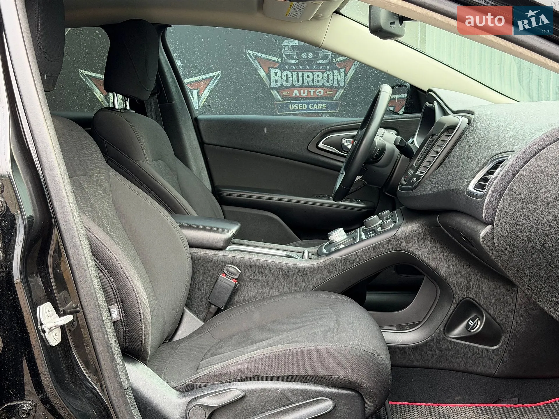 2014 Chrysler 200 - мініатюра 27