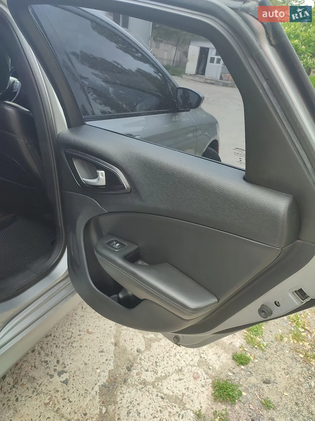 2015 Chrysler 200 - мініатюра 19