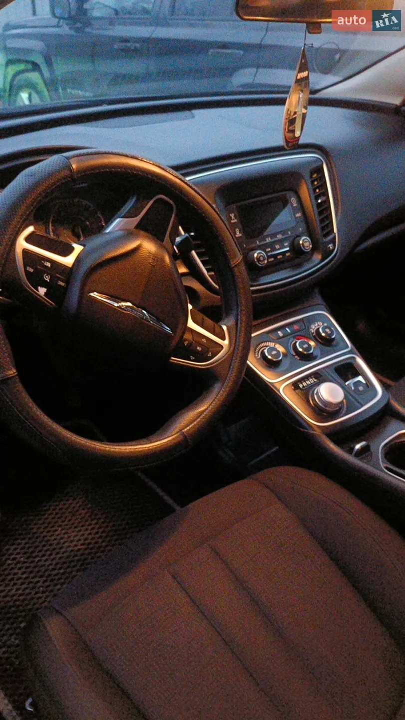 2014 Chrysler 200 - мініатюра 3