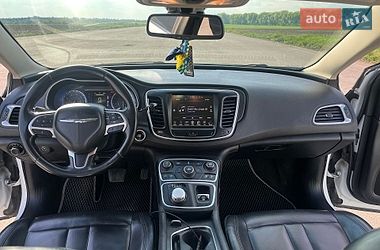 Седан Chrysler 200 2016 в Шепетівці