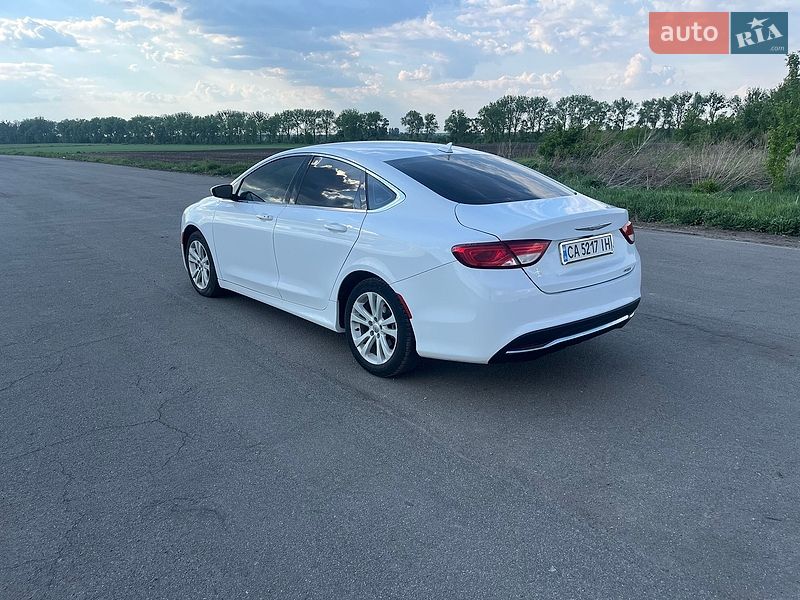 Седан Chrysler 200 2016 в Шепетівці